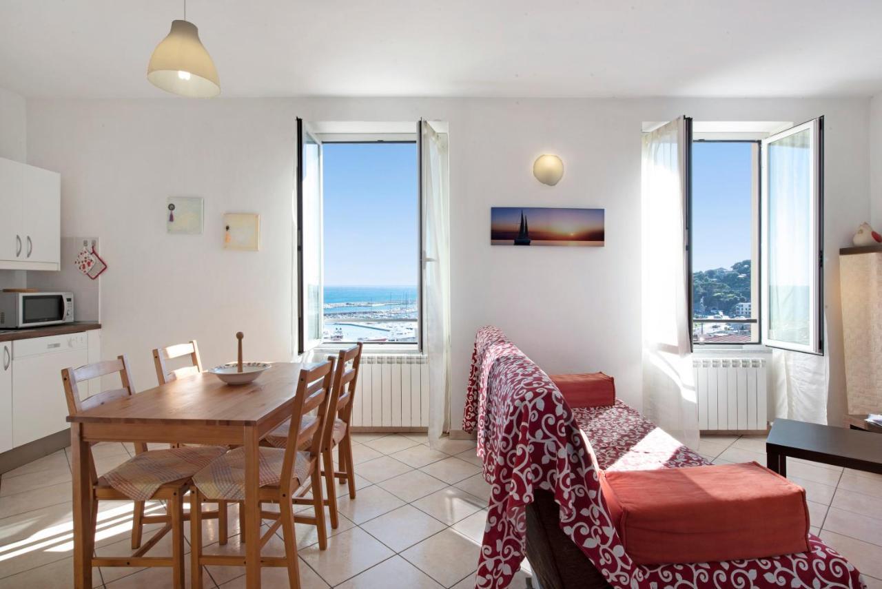 Trilocale In Villa Vista Mare Apt 3 Varazze Kültér fotó