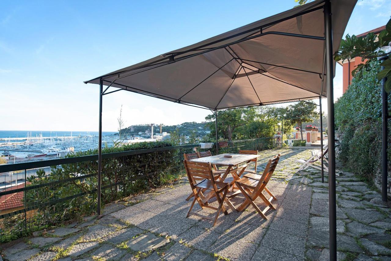 Trilocale In Villa Vista Mare Apt 3 Varazze Kültér fotó