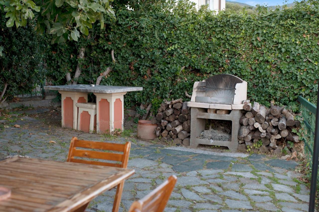 Trilocale In Villa Vista Mare Apt 3 Varazze Kültér fotó